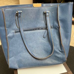 Nicole Miller blue shoulder bag